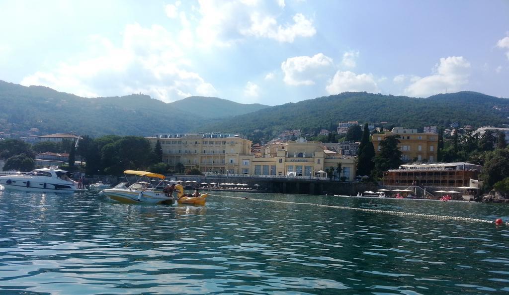 Opatija Centar Appartement Buitenkant foto